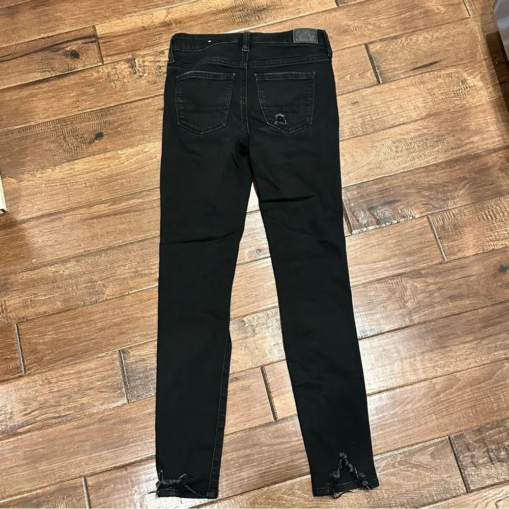 American Eagle Outfitters Next Level Stretch Distressed Black Jegging size 0 - Picture 5 of 6